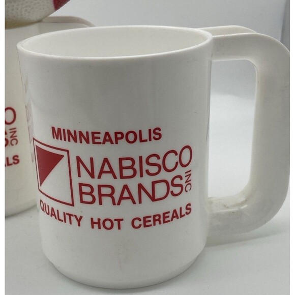 VINTAGE Nabisco Plastic Mugs & Football Employee Picnic Minneapolis MN Rare Set - Picture 2 of 10